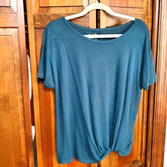 Top with knotted waist - Picture 1 of 2